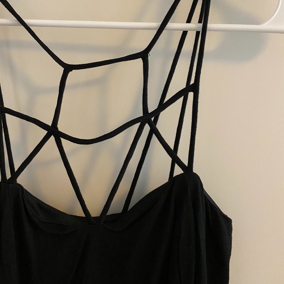 Tobi Caged Front Maxi Dress - Picture 6 of 8